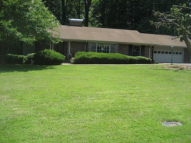 1st image of 1017 Sherwood Dr