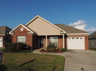 418 Covington Cv, Byron, GA 31008