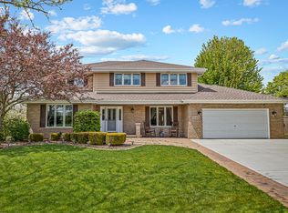 10240 Lindsay Ln, Mokena, IL 60448