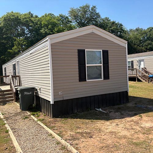 1st image of 148 Ginny Ln