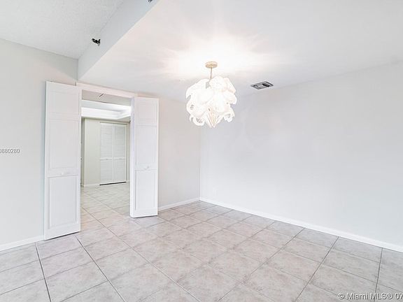 4th image of 3200 N Port Royale Dr N #608