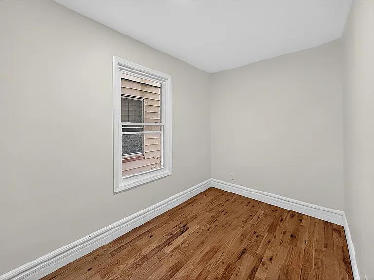 345 Walnut St #1R — Photo 25