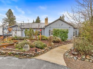 1616 Crown Ave, Medford, OR