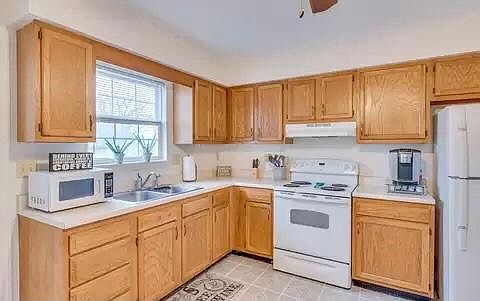 5th image of 106 Bridle Ct