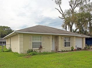 1805 W Charlotte St, Plant City, FL 33563