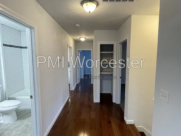 14 Edgemere Blvd #B — Photo 8