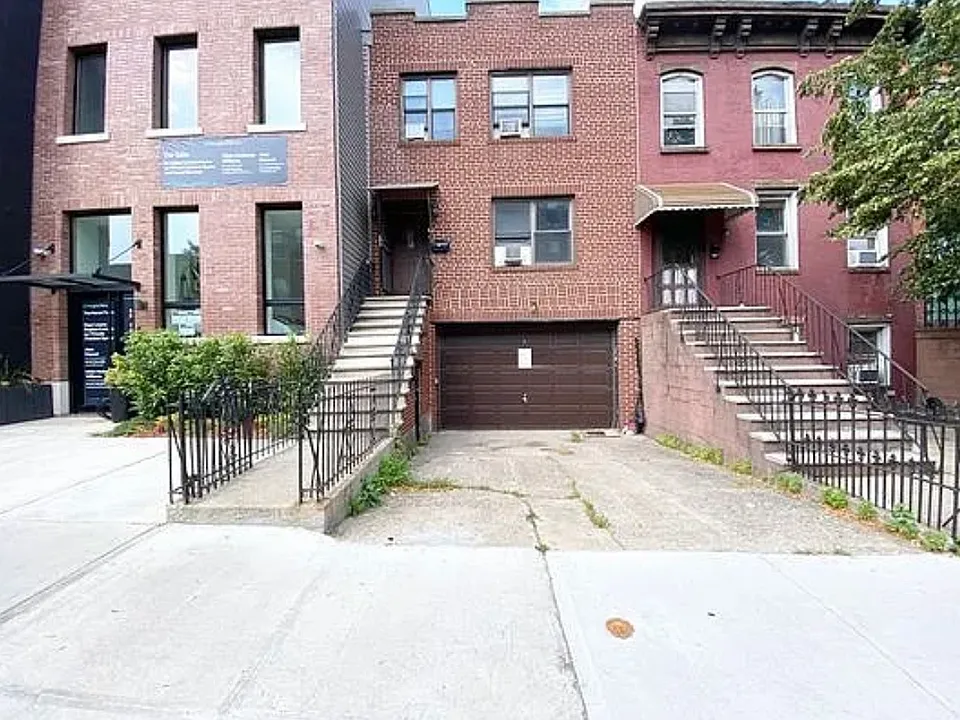 87 3rd St #2