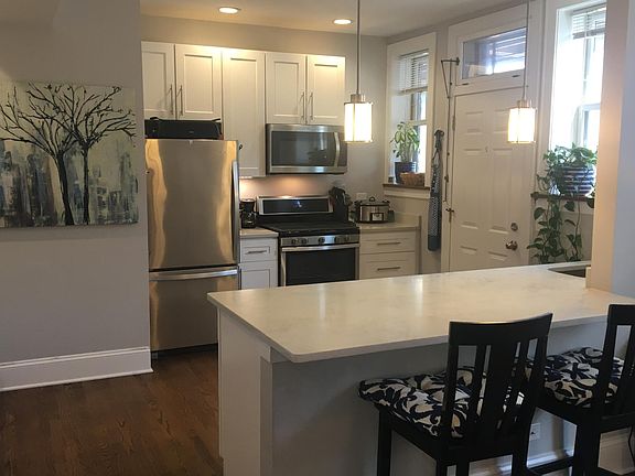 3rd image of 2806 W Logan Blvd #2B