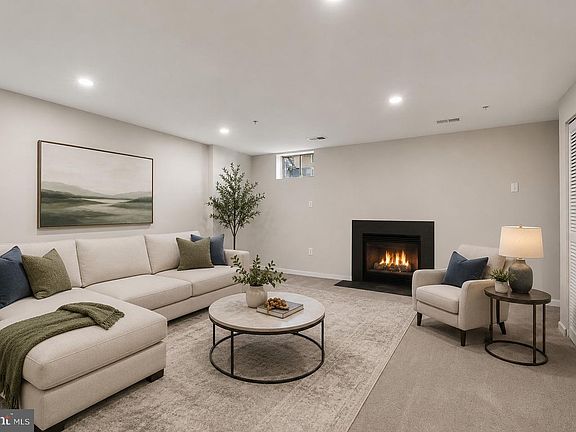 5th image of 2577 Bolinbrook Ct