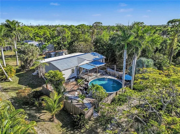 5228 Stringfellow Rd, Saint James City, FL 33956