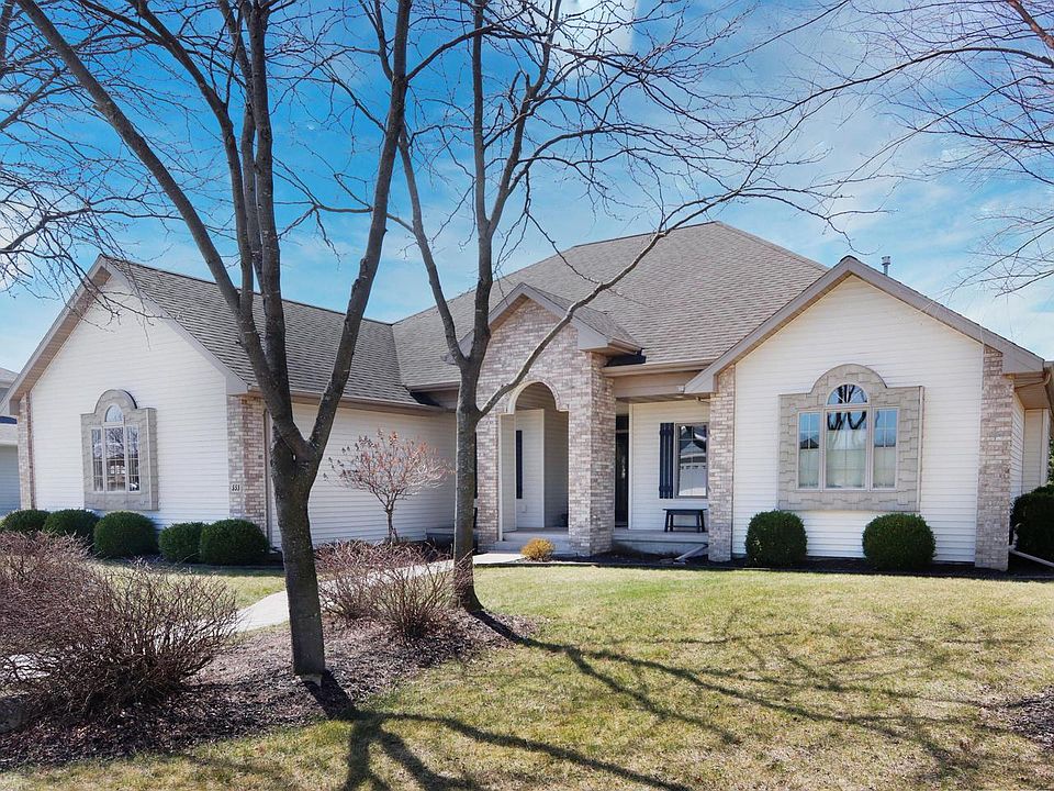 1st image of 555 Moraine DRIVE