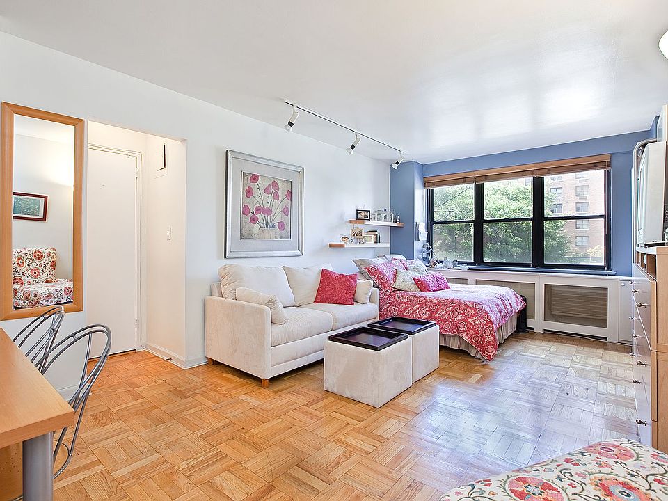 1st image of 301 E 63rd St APT 3D