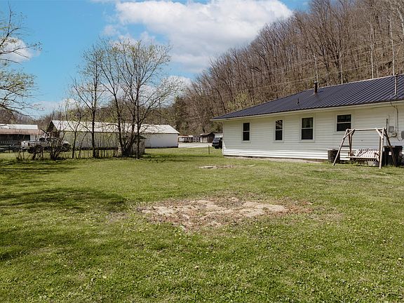 2nd image of 584 Kentucky #36