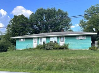 620 Clinton Hollow Rd, Salt Point, NY 12578