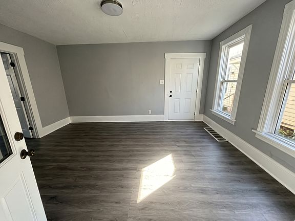 3rd image of 646 E 13th St APT 2