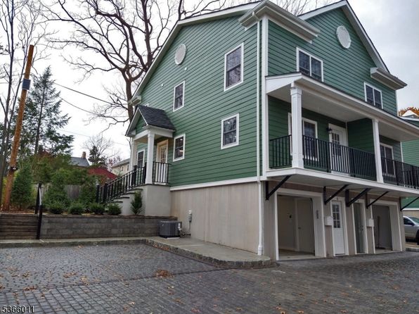 34 Walnut St