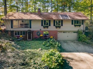 6879 W Pine Lake Rd, Salem, OH 44460