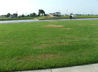 1916 Laguna Harbor Cove Blvd, Port Bolivar, TX 77650