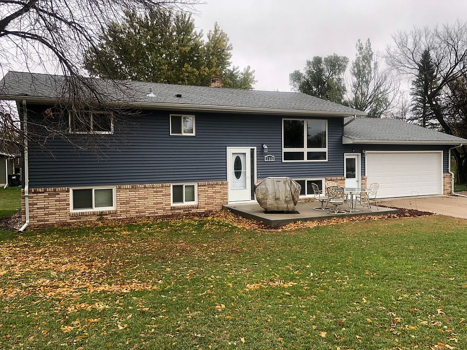 Front (south) side of house