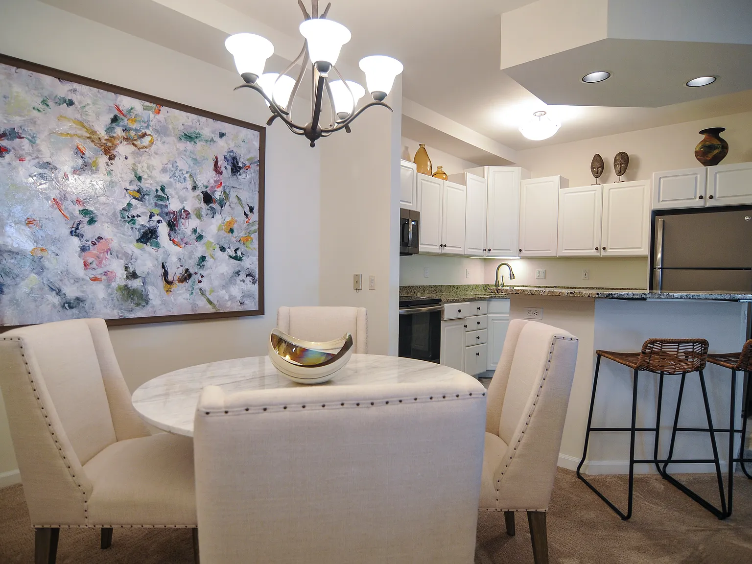 Yorktown Estates Apartments — Photo 3