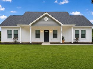 1957 Lake Elliott Cir, Cassatt, SC 29032