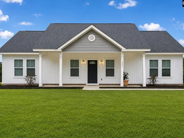 1957 Lake Elliott Cir, Cassatt, SC 29032