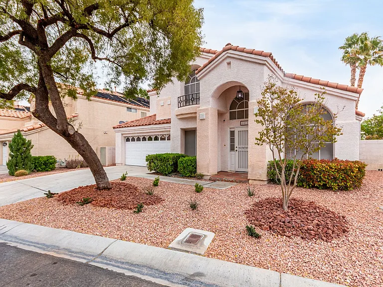 2412 Shady Vista Dr — Photo 4