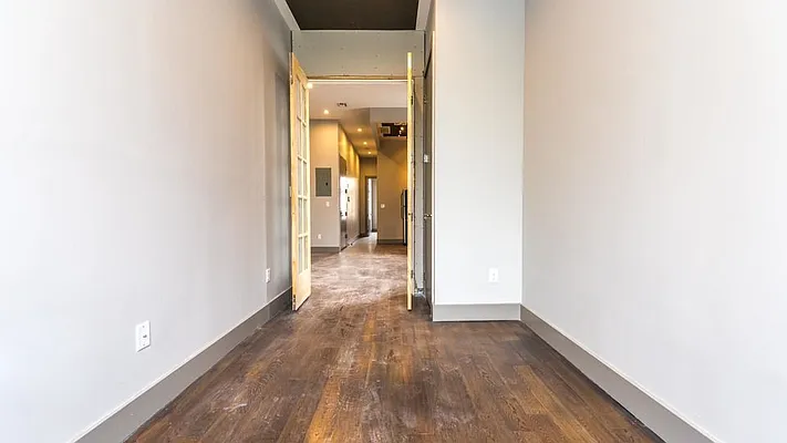 Rented by Nooklyn NYC LLC | media 43