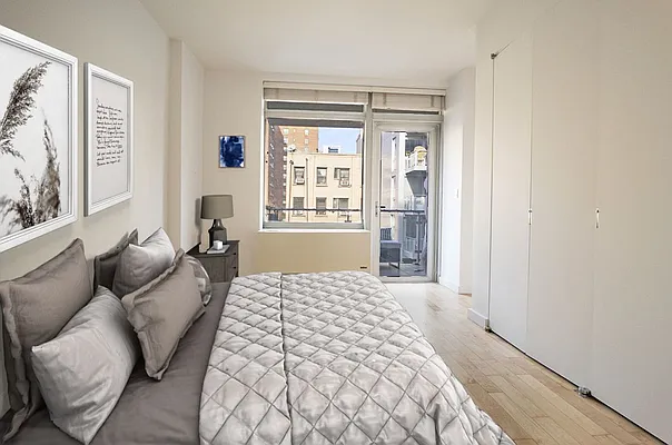 Rented by Compass | media 25