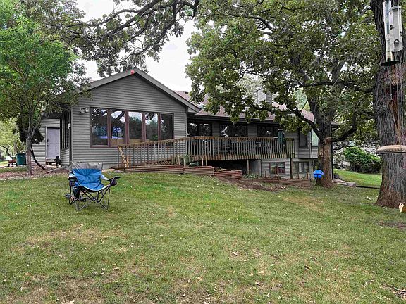 5th image of 308 Fox Cir