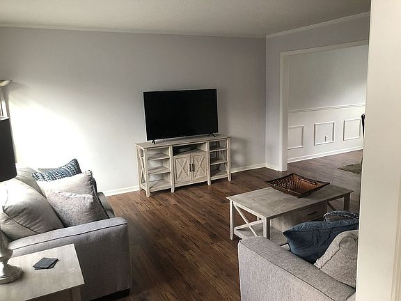 5th image of 4194 Indian Glen Dr