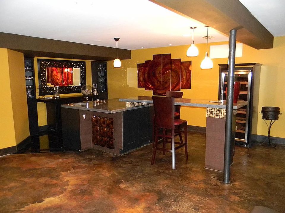 1st image of 4876 Annamohr Dr