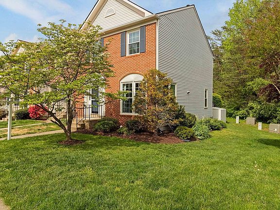 2nd image of 8045 Sky Blue Dr
