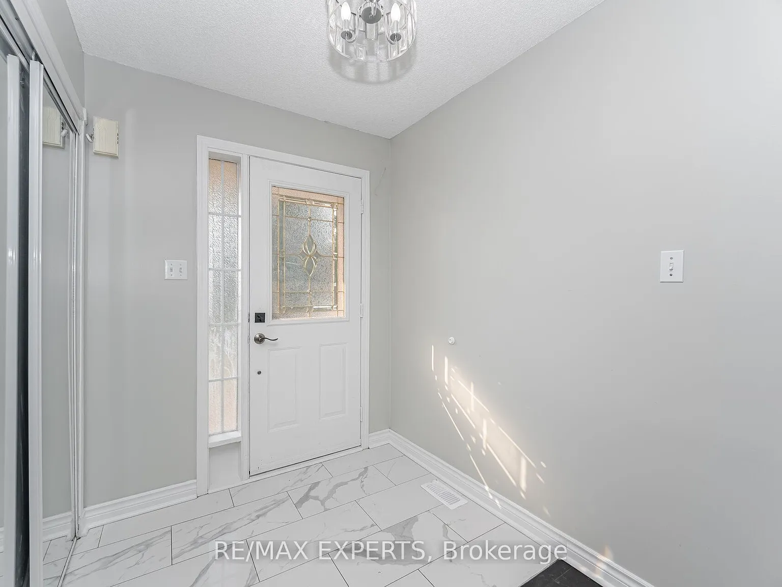 3 bed, $2,950 — Photo 4