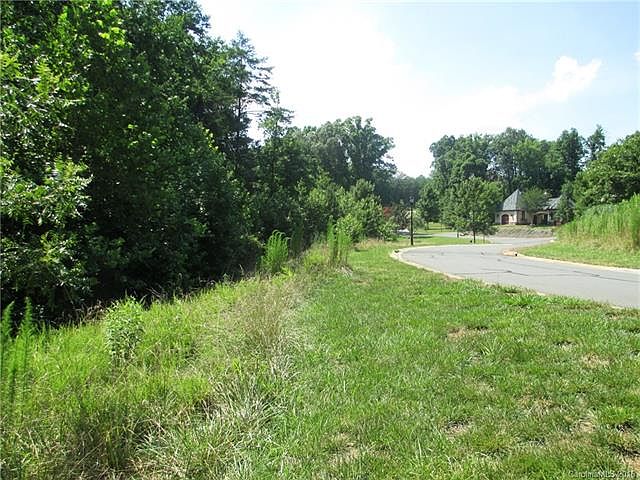 1st image of 1008 Hartshaw Ct #L 10