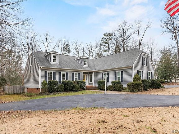 2nd image of 14420 Orangeburg Way