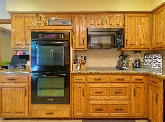 5th image of 4305 Waycross Dr