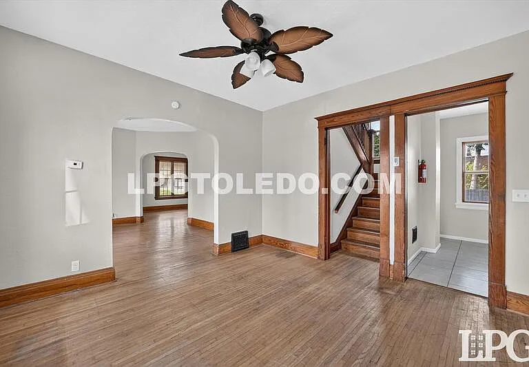 3318 Stickney Ave — Photo 9