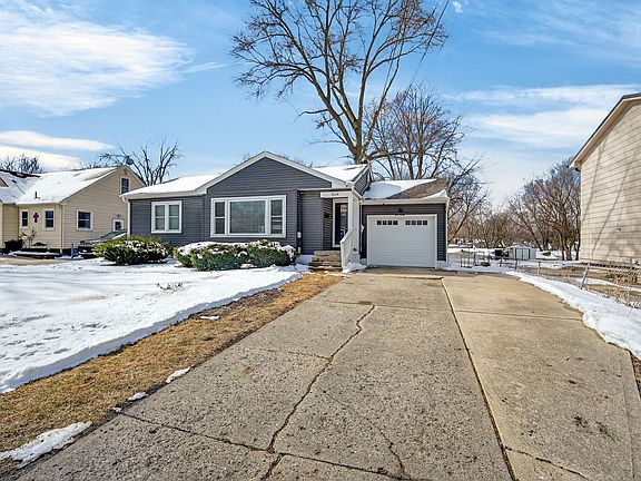 2nd image of 2614 53rd St