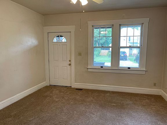 2nd image of 8952 Hammett Ave