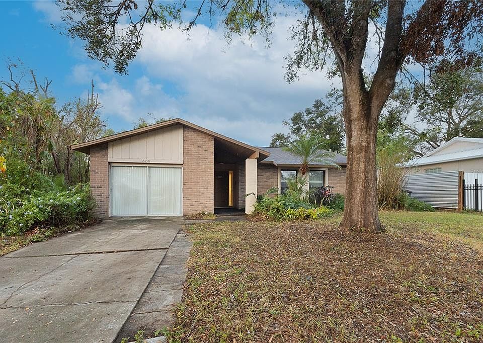 1st image of 609 Missionwoode Dr