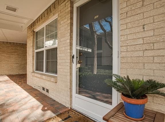 3rd image of 5818 E University Blvd APT 107