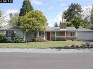160 Greenway Dr, Walnut Creek, CA 94596
