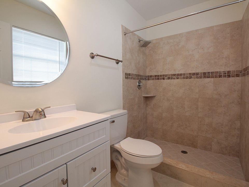 1st image of 299 SW 7th St APT 209