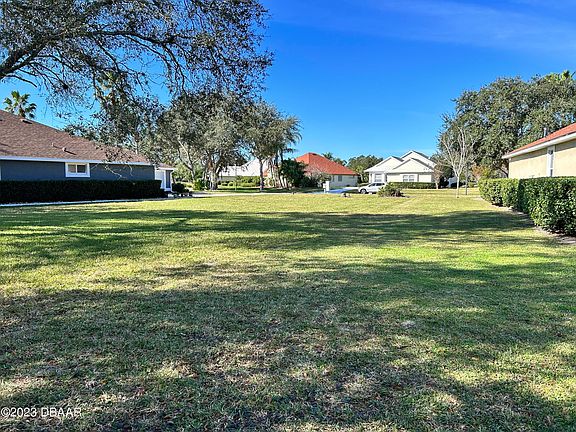 3rd image of 27 Acclaim At Lionspaw