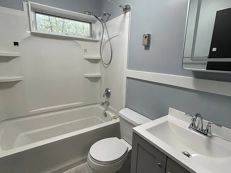 1904 N Oak Ln — Photo 18