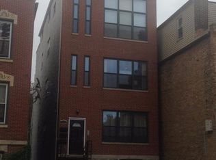 905 N Racine Ave #2, Chicago, IL 60642