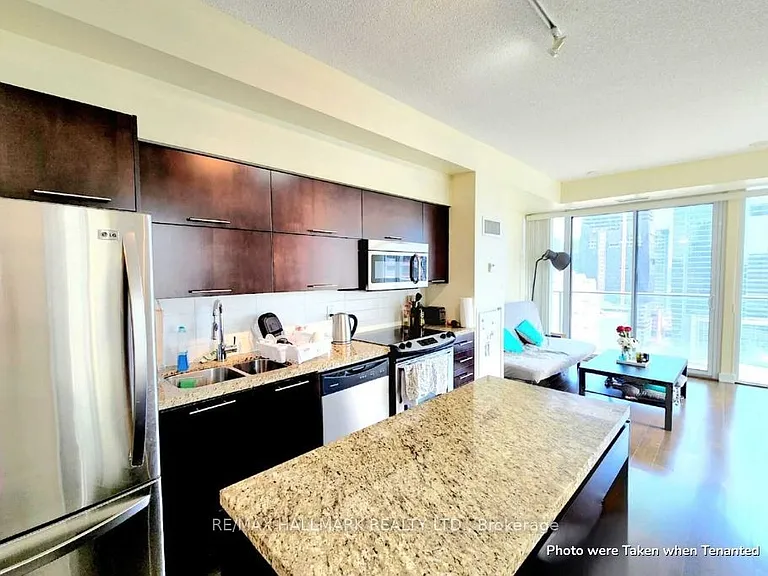 126 Simcoe St #2703 — Photo 4