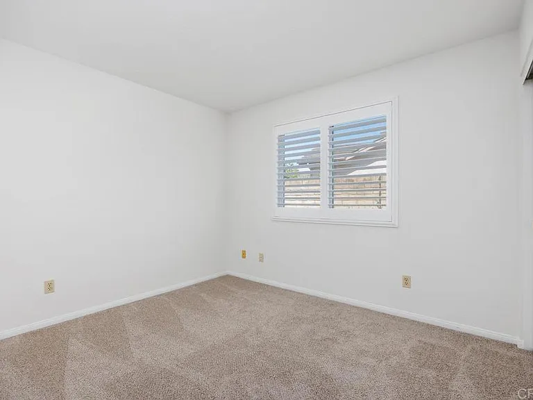 1713 W Country Club Ln W — Photo 20