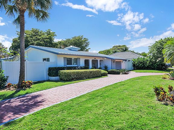 5th image of 798 E Boca Raton Rd